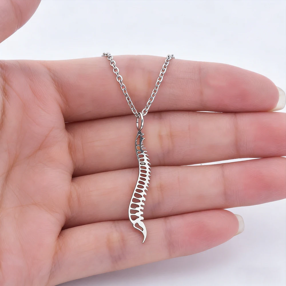 Men's Spinal Cord Necklace Simple Spinal Anatomy Pendant Silver Stainless Steel  For Doctors Nurses And Graduation Gifts