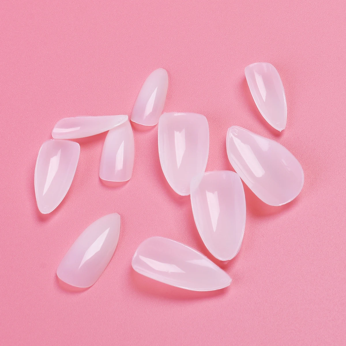 

600pcs Ending Full Cover Nail Tips Talons False Nails for Salons Nail DIY Art (Natural Color)