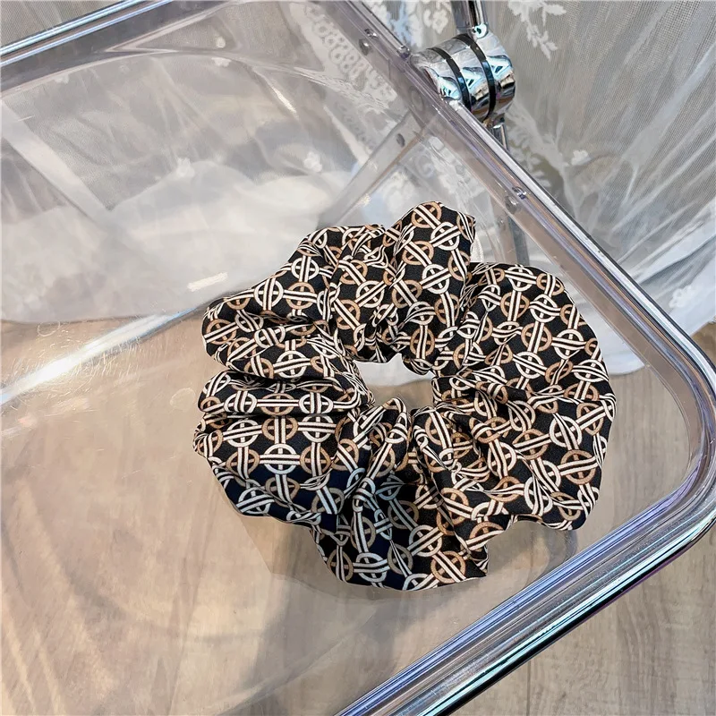 Ins Hot Selling High Sense Geometric Figure Satin Hair Ornaments Imitation Silk Scrunchie Elastic Rubber Band Hair Scrunchies