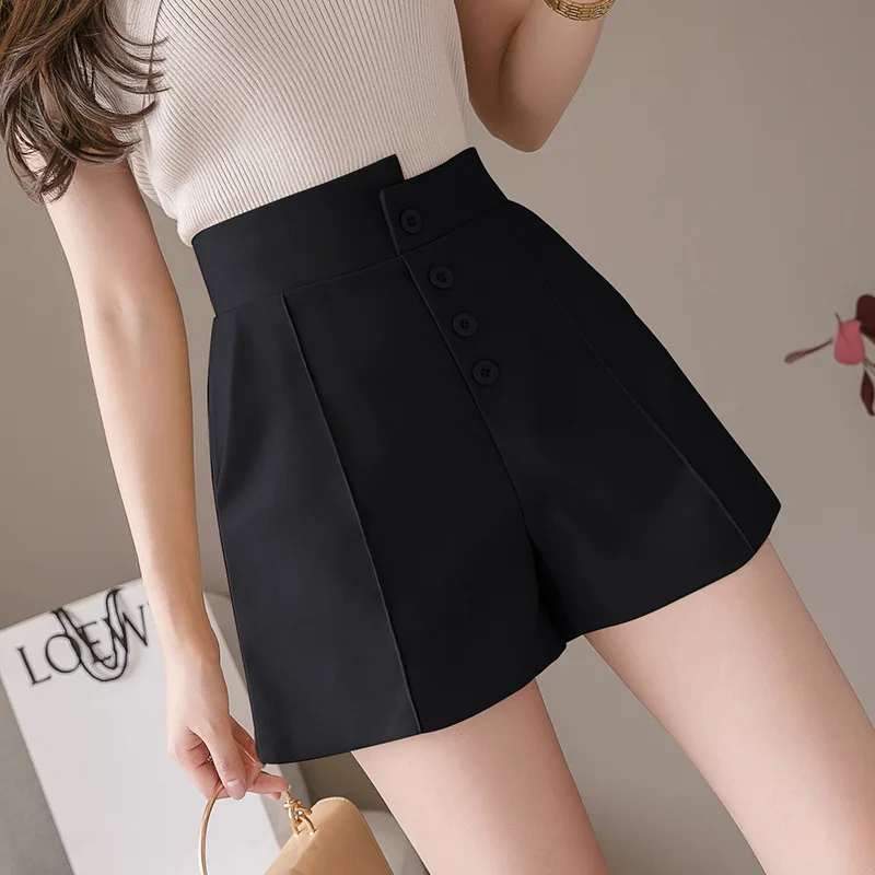 Рисунок 2 - Шорты женские с широкими штанинами и высокой талией