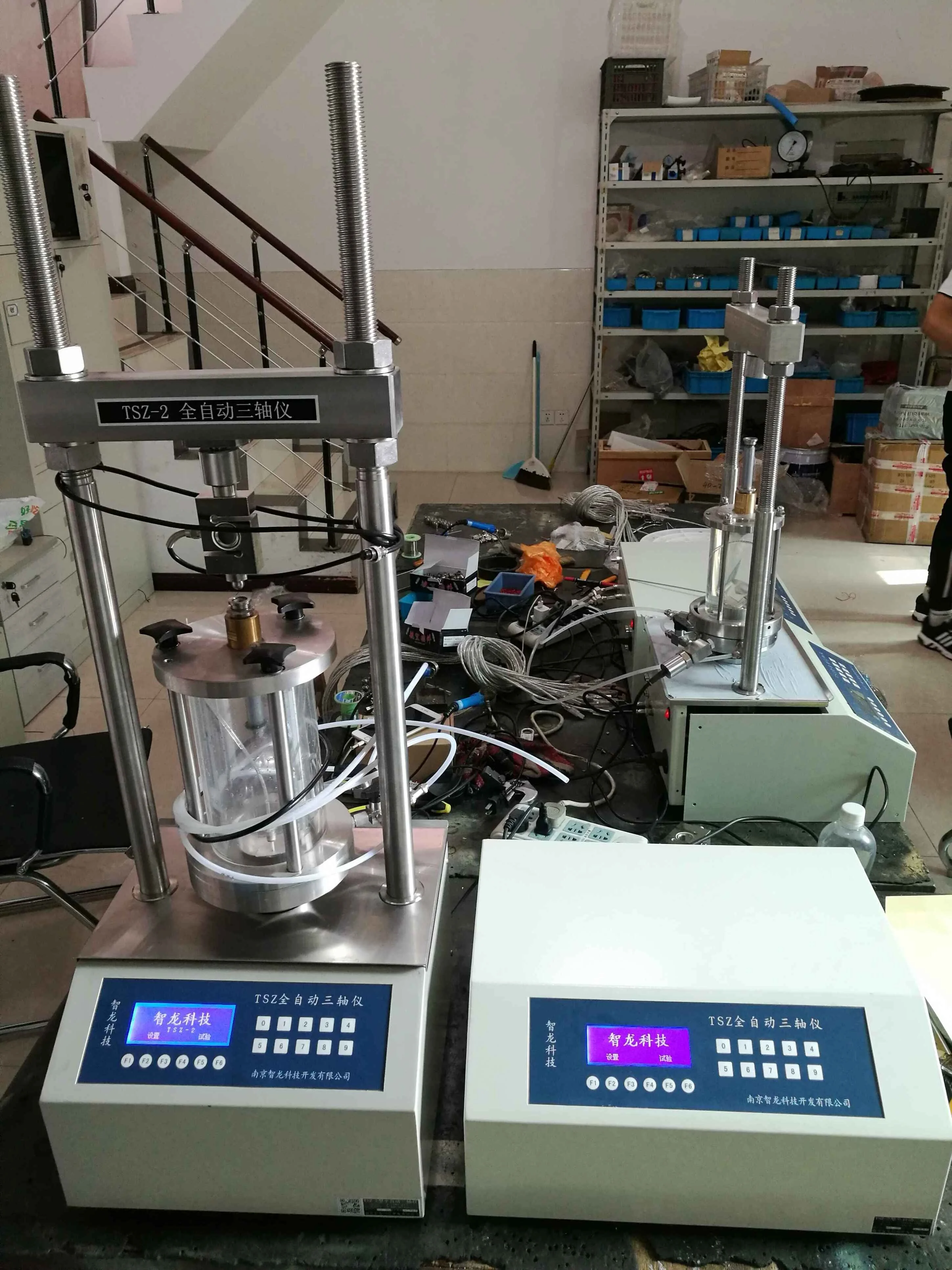 C001 Top Quality Laboratory Fully Automatic Stress Strain Control Triaxial Testing Machine for Soil