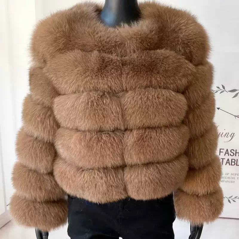 معطف فرو الثعلب الحقيقي للنساء - مراجعة Street Fashion Winter 2026 وسعره