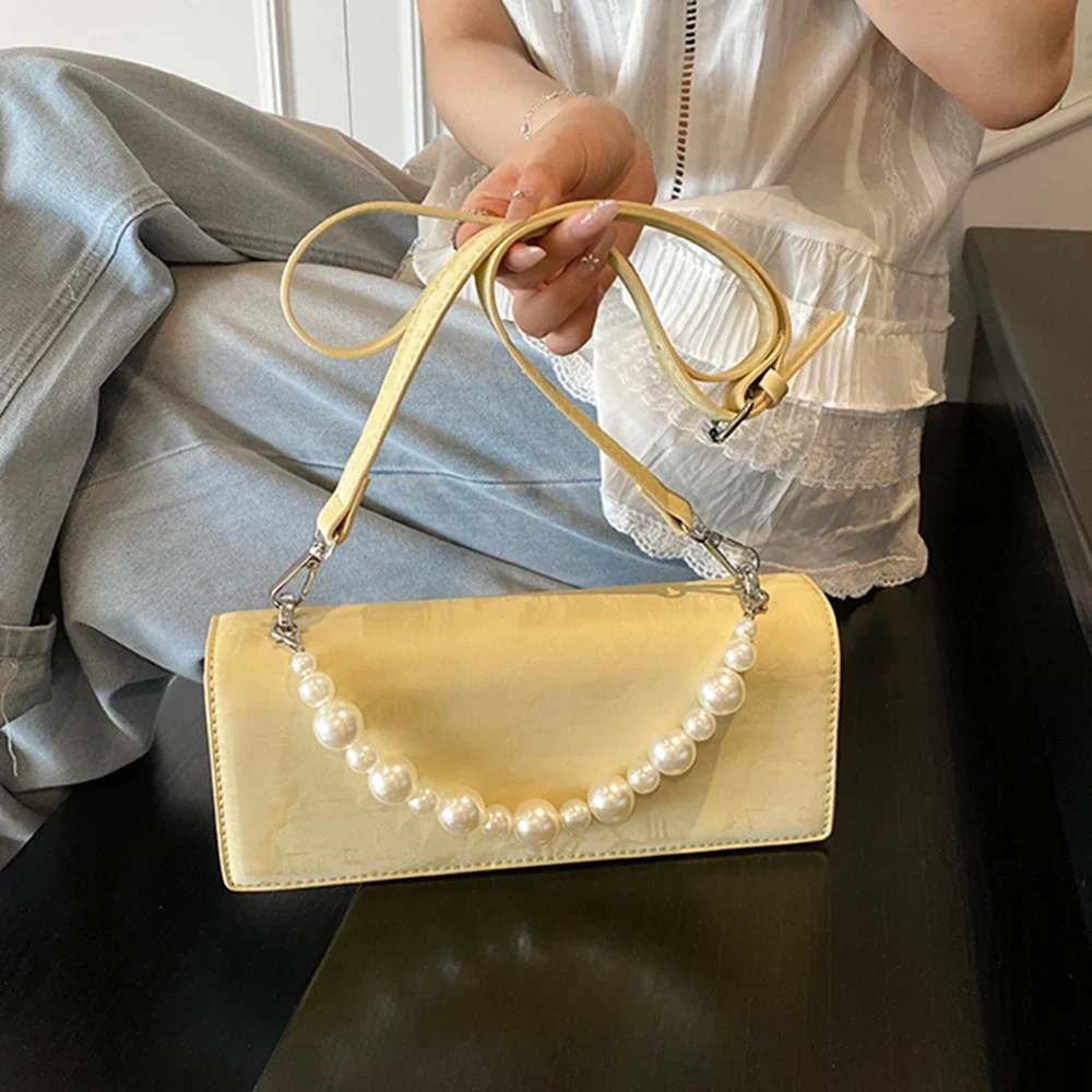 

Женская легкая роскошная сумка через плечо из искусственной кожи, новый стиль, ручная сумка с цепочкой и бисером, универсальная сумка на плечо под мышками