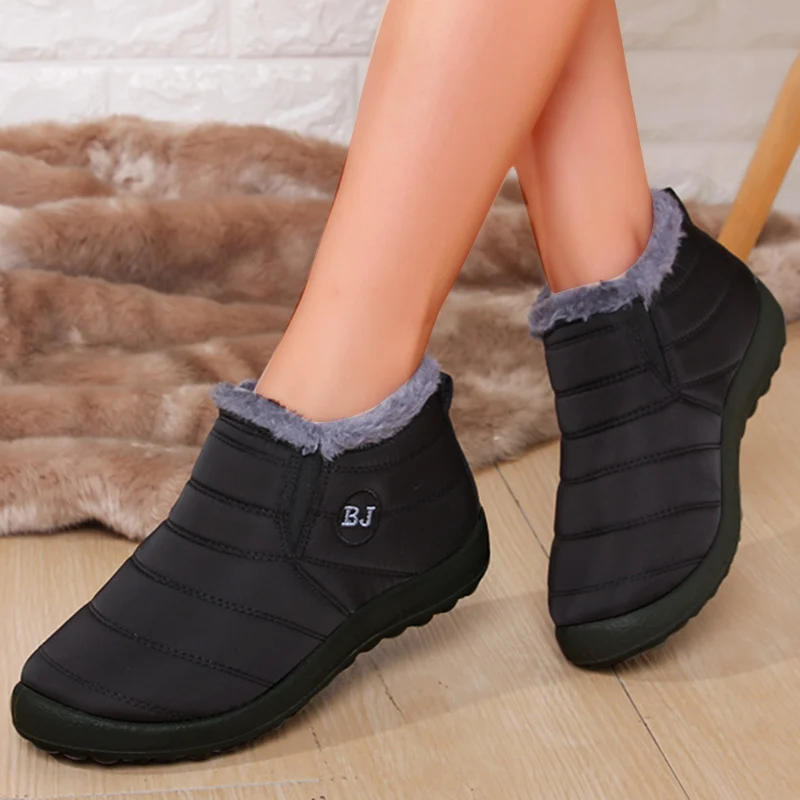 الثلوج الأحذية النسائية شقة النساء الجوارب الانزلاق على أحذية النساء حجم كبير حذاء من الجلد مقاوم للماء زوجين جديد بوتاس موهير أحذية النساء