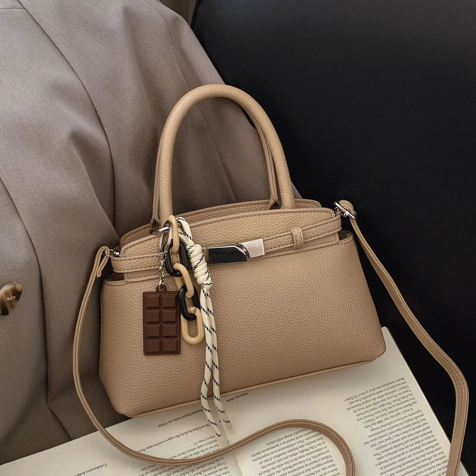 

Small PU Leather Handbags for Women Simple Solid Color Lady Commuter Crossbody Bag Female Daily Out Shoulder Bags