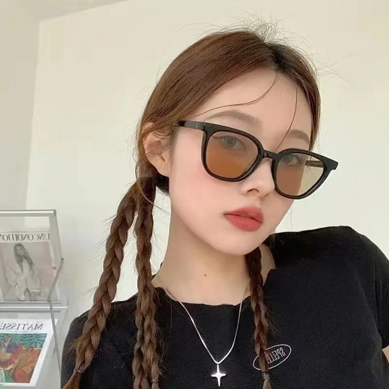 

Модные квадратные солнцезащитные очки JENNIE в одном стиле для женщин/мужчин UV400