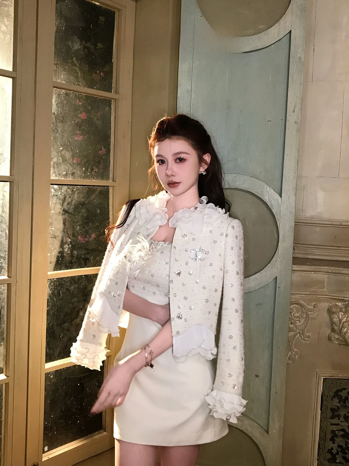 

AZZHEN White Crystal Chiffon Women's round Ne Lace Jaet Lightweight Ele Sle ort Coat for Young Ladies