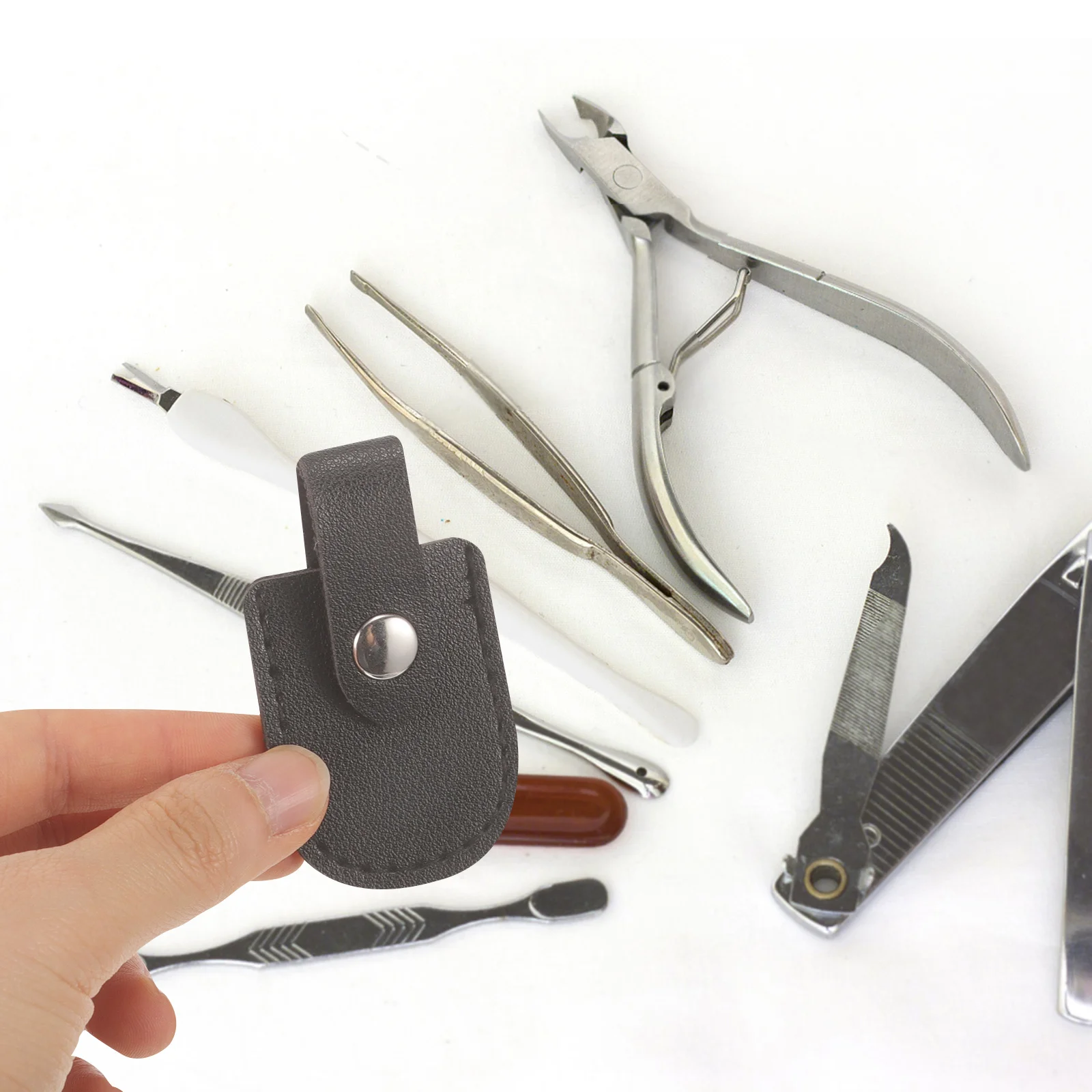 

Cuticle Nipper Cover PU Nail Scissor Protector Storage Pouch for Grooming Tool Organizing Portable Salon Supply Case