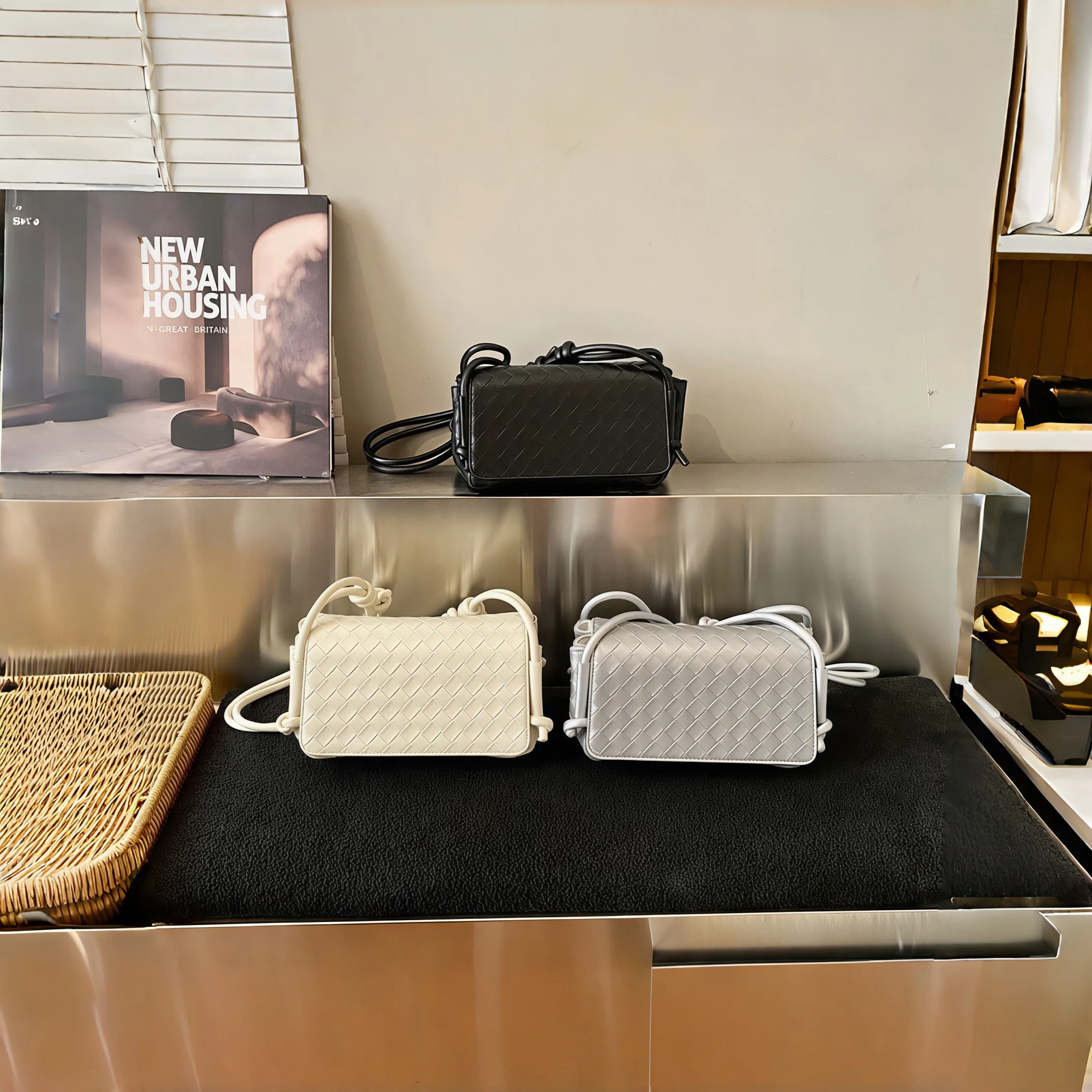 Women Woven PU Crossbody Bag Knotted Adjustable Strap Small Flap Shoulder Bag Minimalist Retro Handbag For Daily Commute