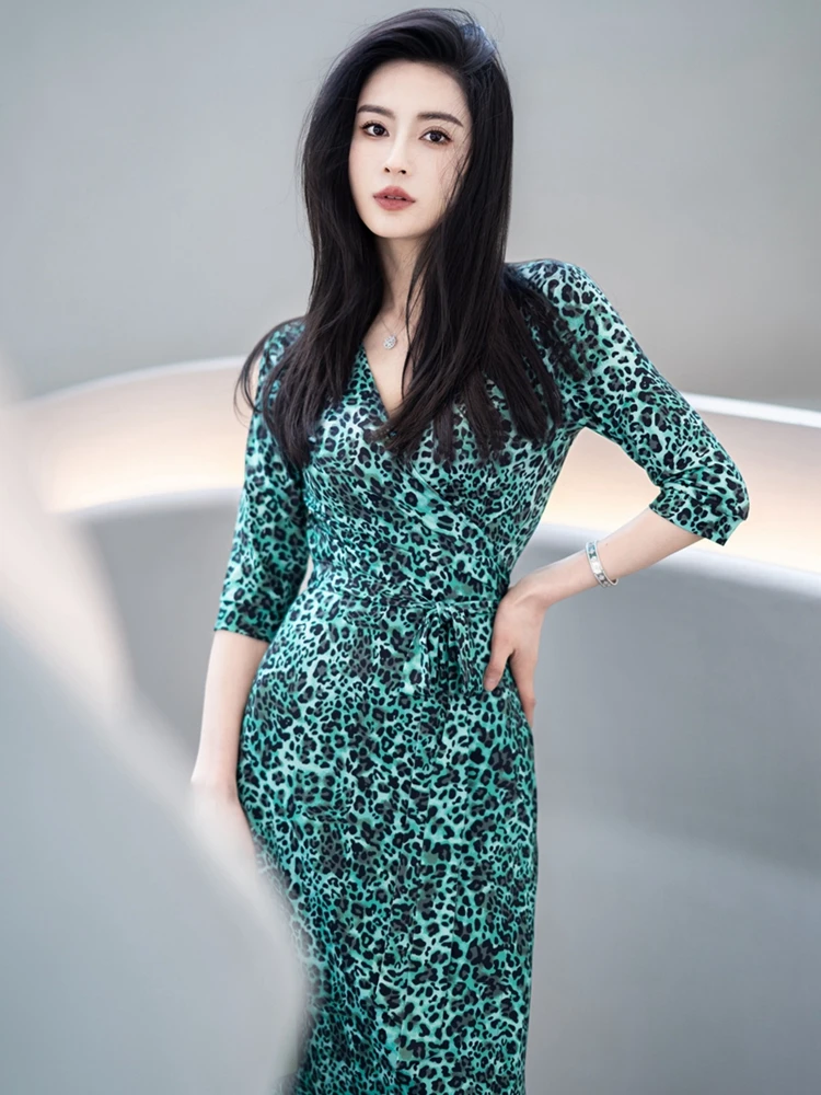 

Новинка: Сексуальная корейская юбка-трапеция с леопардовым принтом, завышенной талией, из полиэстера, летняя коллекция