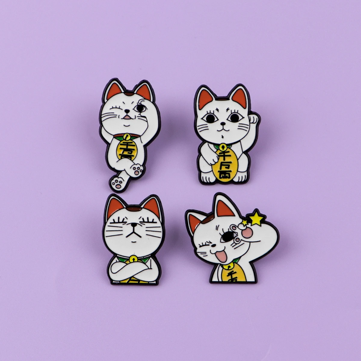 4 szt. Anime Przypinki Emaliowane Potwory Kreskówkowe Koty Odznaki na Plecak Broszki Damskie Przypinki do Klapy Kapelusza Akcesoria Cosplay Zabawki Prezenty