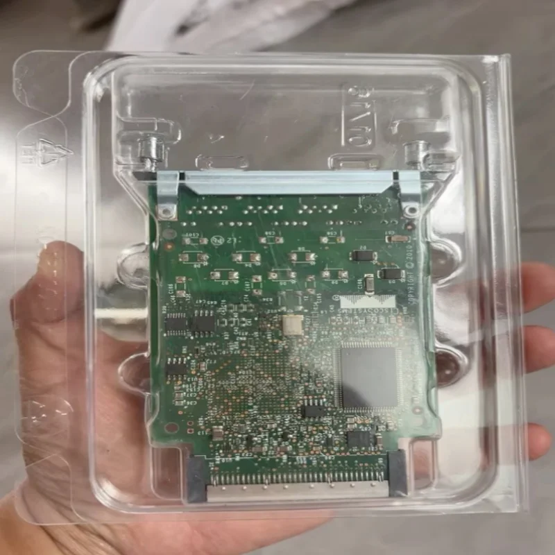 

Абсолютно новый, заводской запечатанный модуль маршрутизатора HWIC-2FE HWIC-1CE1T1-PRI HWIC-4T1/E1 EHWIC-VA-DSL-A VWIC2-2MFT-T1