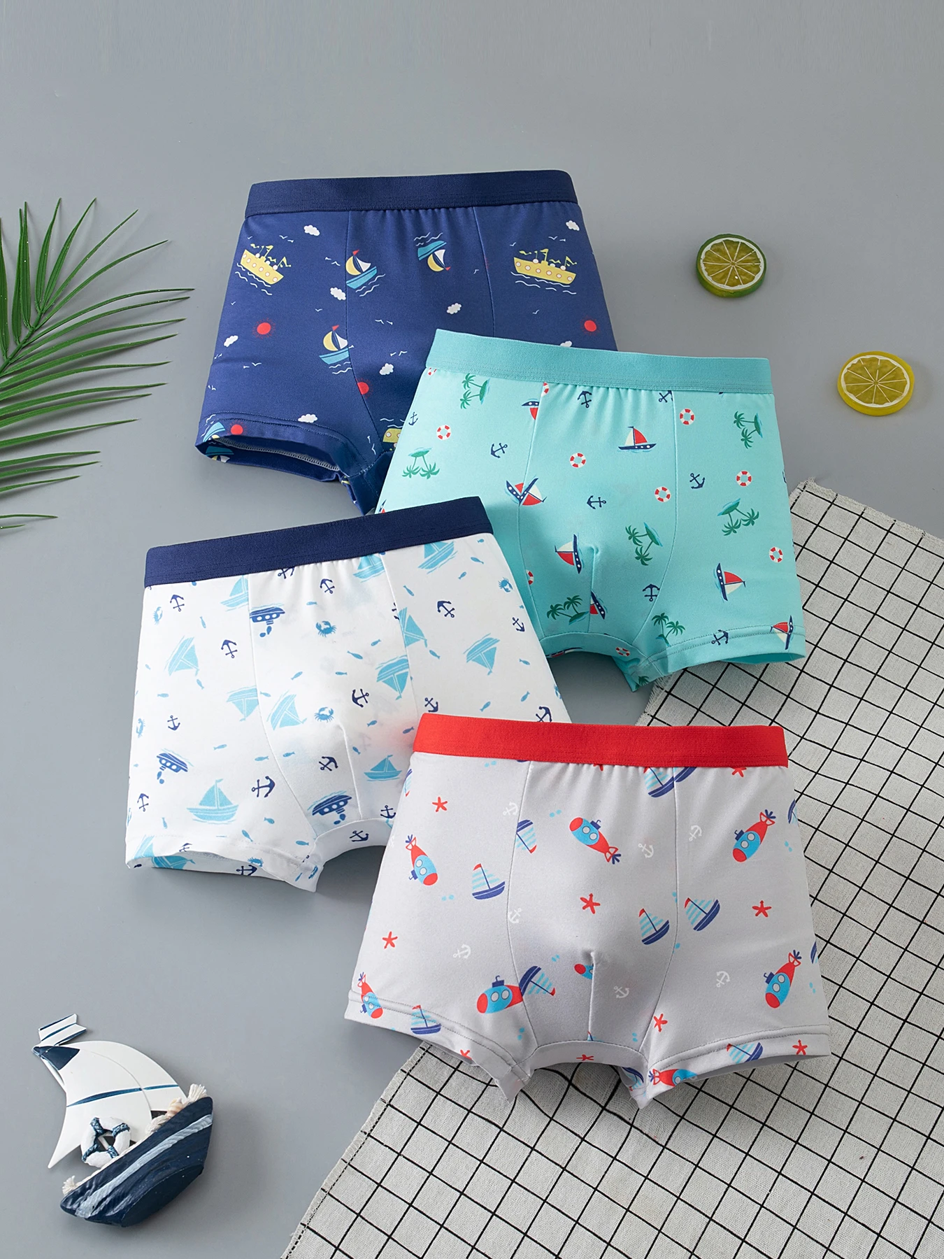 4-piece set of cute cartoon underwear for boys in all season