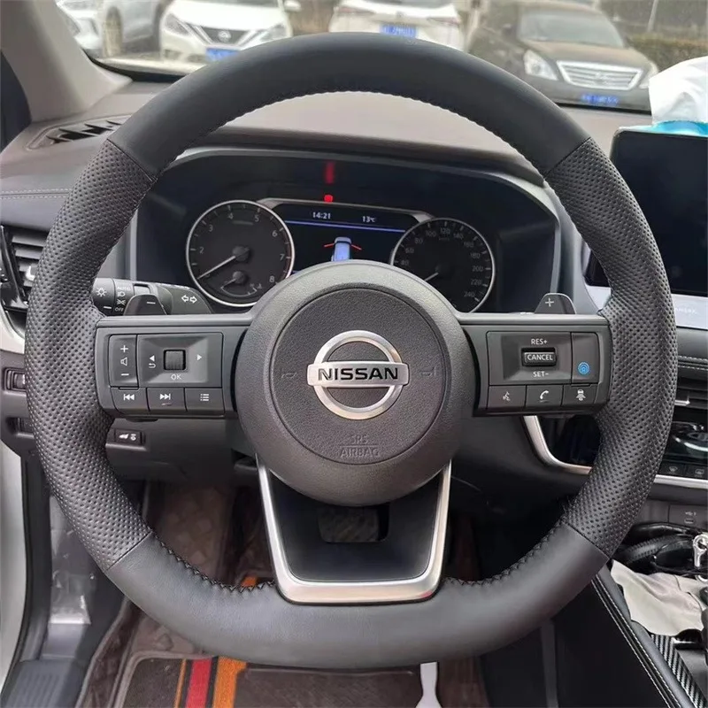 Black Artificial Leather Hand-stitched No-slip Car Steering Wheel Cover For Nissan Rogue Pathfinder Qashqai X-Trail 2021-2023
