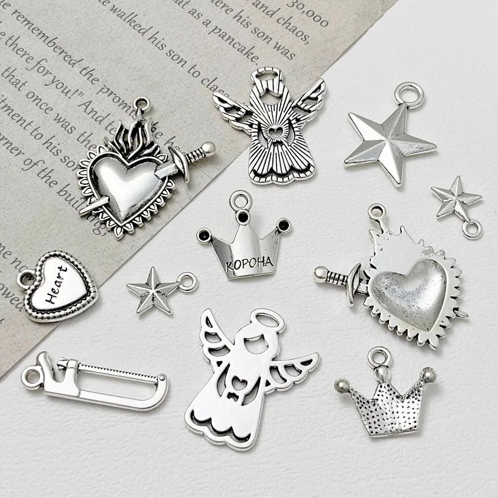 

Retro Gothic Style Diy Jewelry Accessories, Ancient Silver Series Heart Angel Alloy Pendant Necklace, Ear Accessory Materials