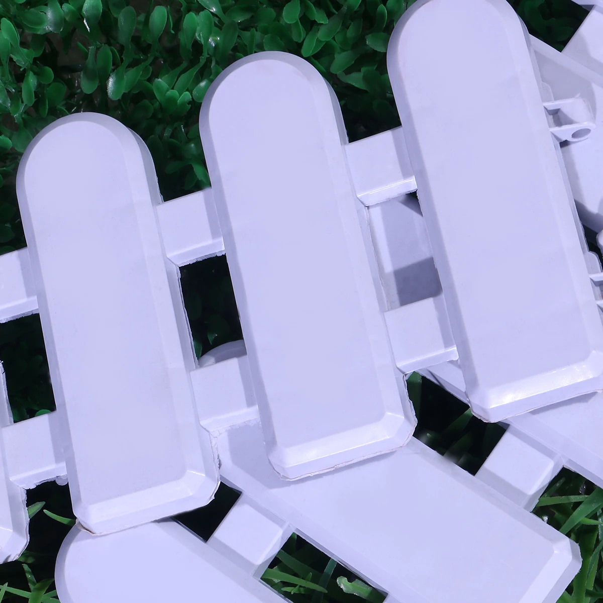 

2 Pcs Christmas Tree Fence Piece Picket Decorations Mini Miniature White Garden
