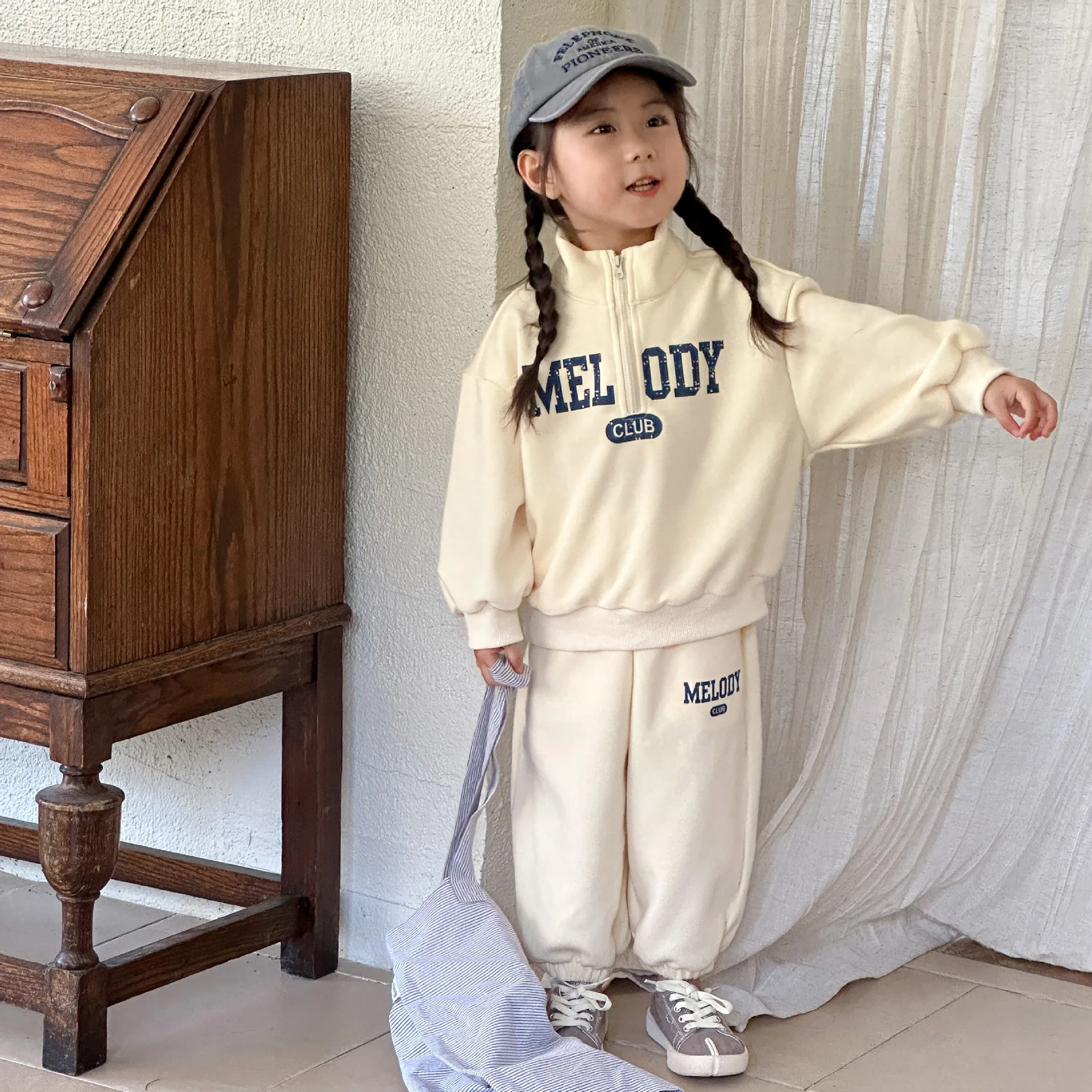 2024 Autumn New Children Sports Set Boys Girls Letter Print Sweatshirt + Sweatpants 2pcs Suit Kids Casual Versatile Baby Outfits