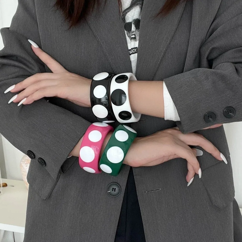 Fashion Round Wide Resin Polka Dot Bangles Cool Punk Style Hip Hop Geometric Wristband Stackable Colored Jewelry Unisex
