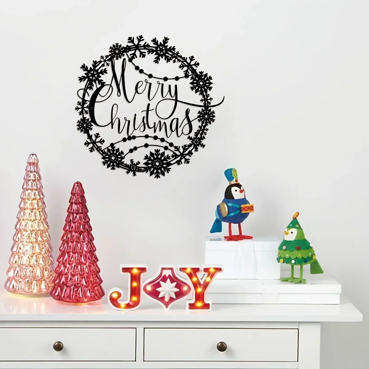 Enchanting Merry Christmas Round Metal Wall Art - Festive Lettering Logo, Perfect for Kitchen, Front Door and Christmas Gifts