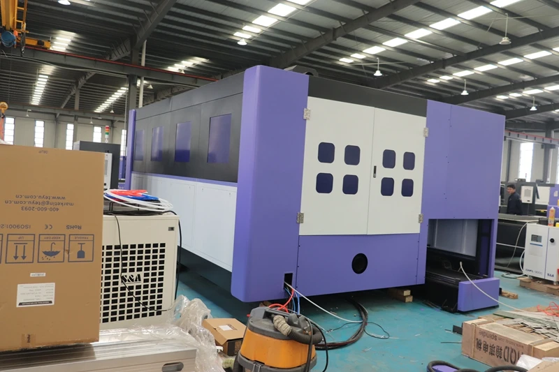ACCTEK 1500W 3000W 6000W 12KW Fiber Laser Cutting Machine Closed Laser Cutting Machine (with exchange platform)