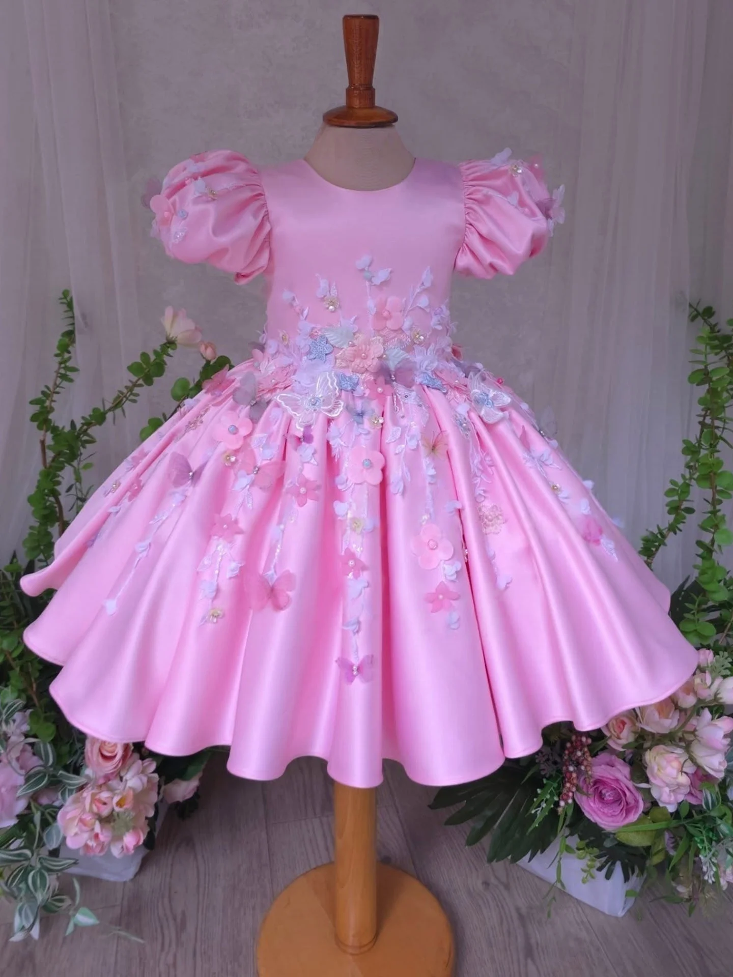 

Custom Luxury Flower Girl Dress Wedding Gown Birthday Party Pageant Catwalk Puff Sleeve 3D Floral Applique Pink Satin Kids Dress