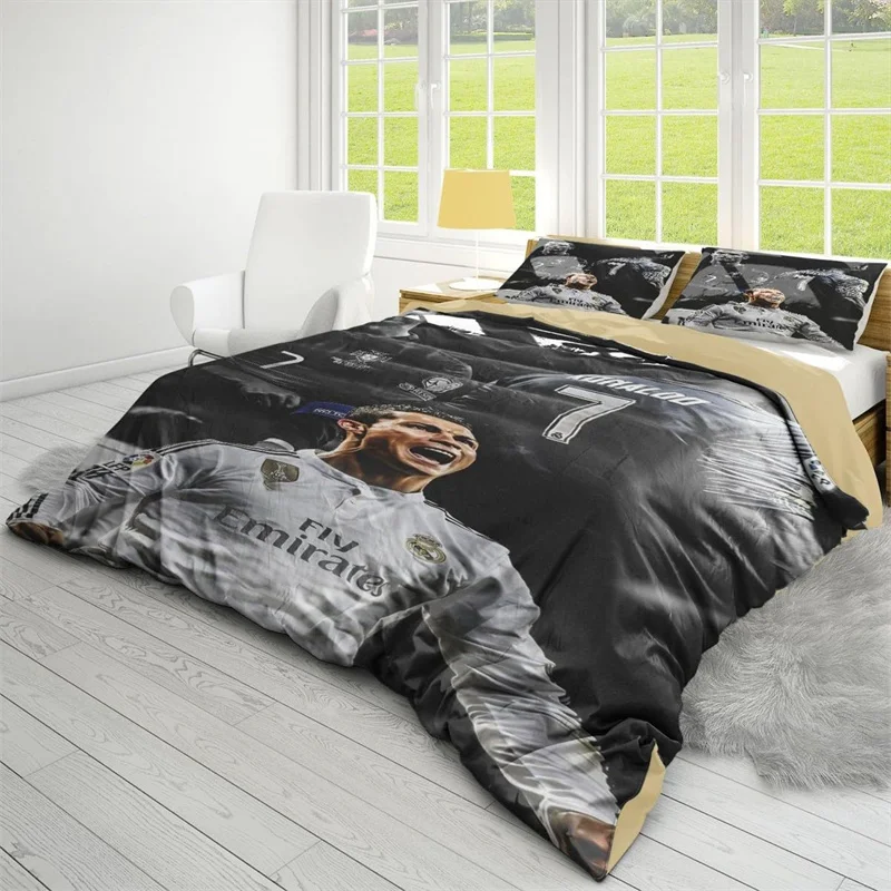 Football Themed Bedding Set Made of Microfiber Material, Football Stars 3-Piece Duvet Cover Set with Pillowcases for Ultimate