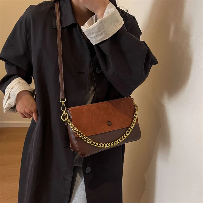 

Simple Vintage Fashionable Diaper Bag A High-End Large Capacity Leather Tote With Letter Logo For Luxury Women