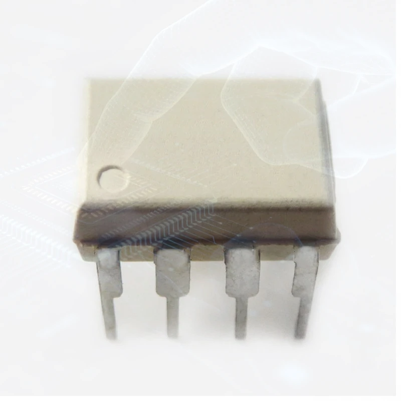 (5-10-20-30-100PCS) D72120 PLCC-84 D72120L