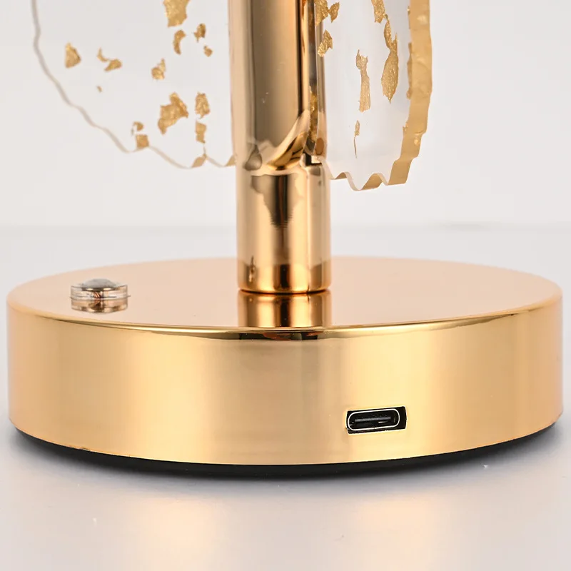 جديد الإبداعية مصباح مكتبي للزينة بجانب السرير الراقية الشمال فراشة جو مكتب مصباح غرفة نوم السرير ضوء الليل