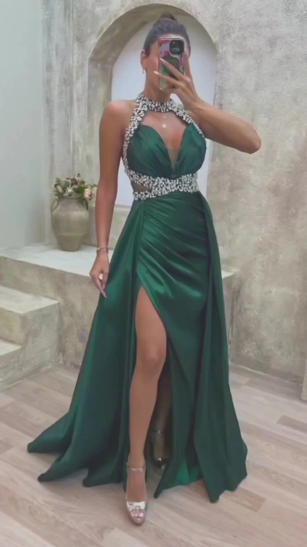 Aenyrst Satin Halter Beaded with Crystals Formal Arabic Prom Dresses High Split Pleat Wedding Guest Elegant Formal Party Gowns