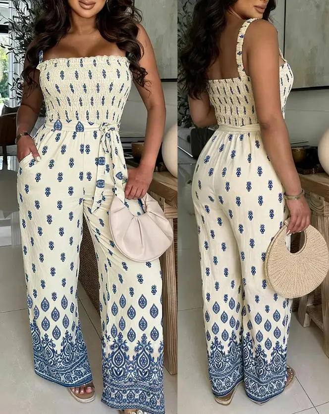 

Топ-рубашка с принтом и карманами, а также двусторонний комбинезон без бретелек с широкими штанинами