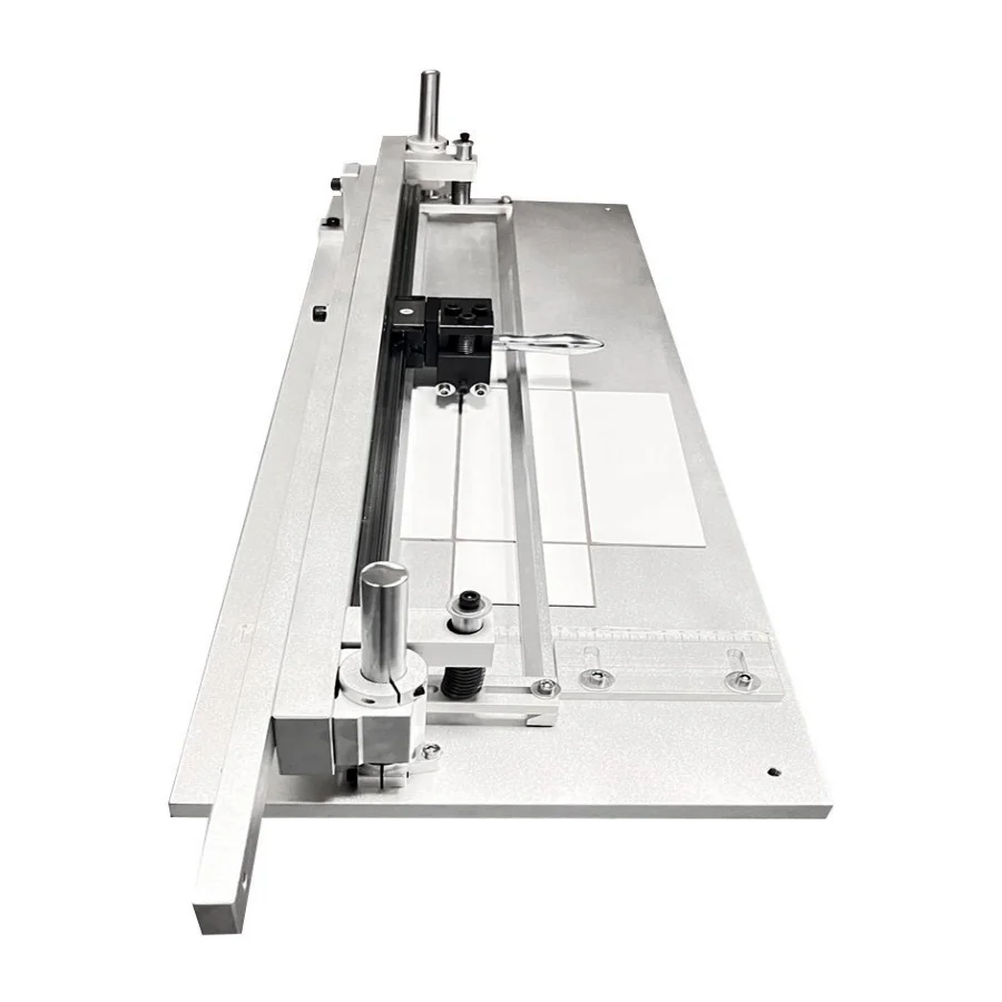 700mm Paperboard V Grooving & Corner Cutting Machine for Rigid Box and Chipboard 30 Pcs/Min 230g-4000g Paper Thickness