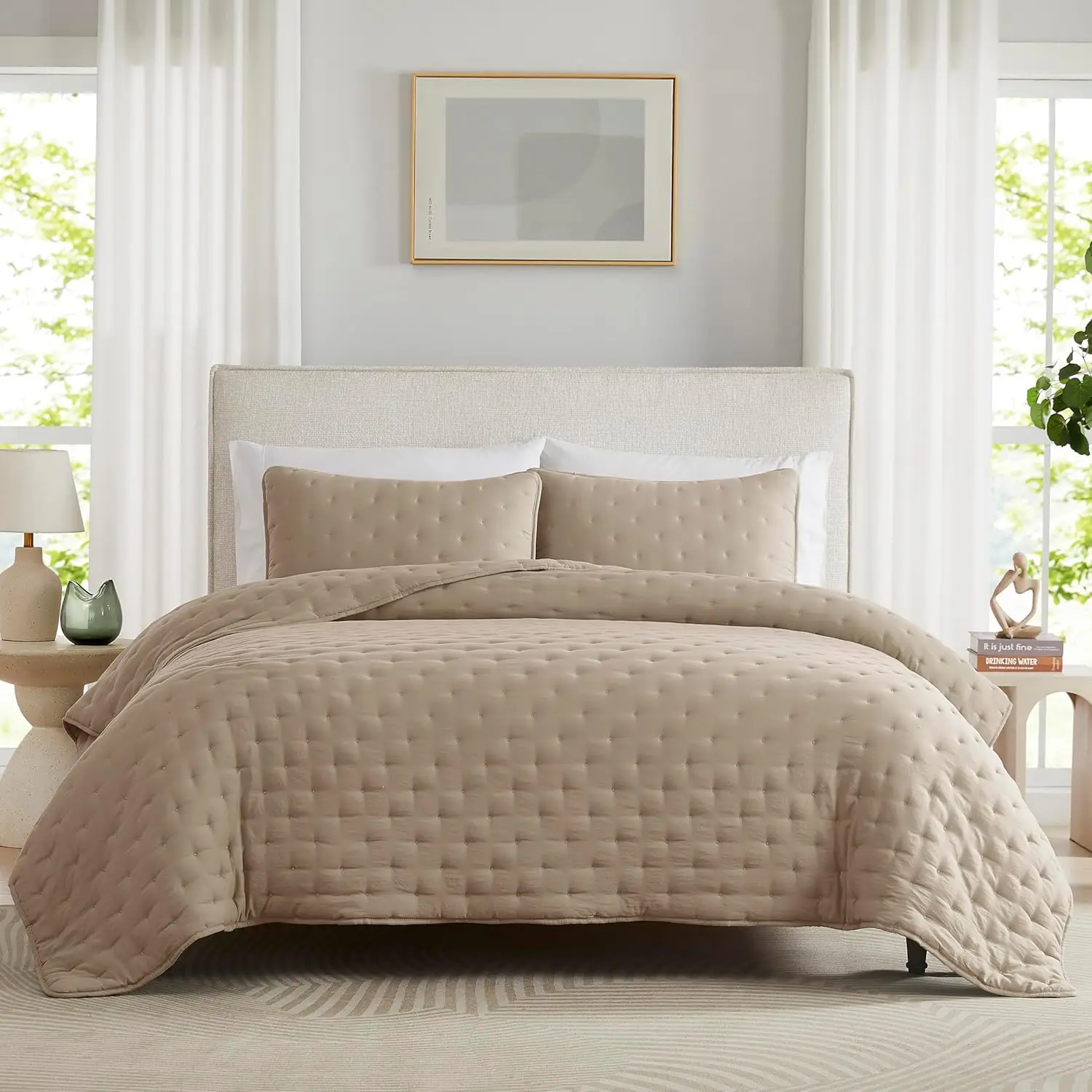 

California King Quilt Set with Pillow Shams, Lightweight Bedspread in Beige Tan Taupe for All Seasons