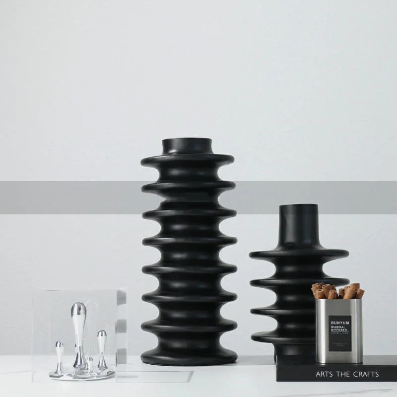 Modern Black Resin Craft Stacking Flower Art Vase Decoration Model House Sales Office Dinning Table Soft Decoration Accessories