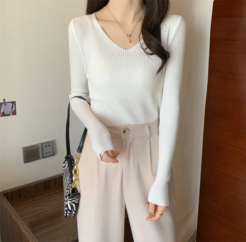 Real Shooting of New Korean Version V-neck Slim Fit Versatile Short Style Solid Color Long Sleeved Pullover Base Knit Sweater