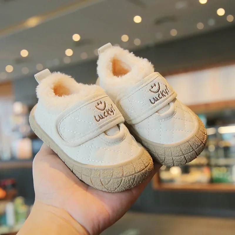 Chaussures de Course Respirantes et Confortables pour Enfant Garçon et Fille, Baskets de dehors Décontractées Souples, à la Mode