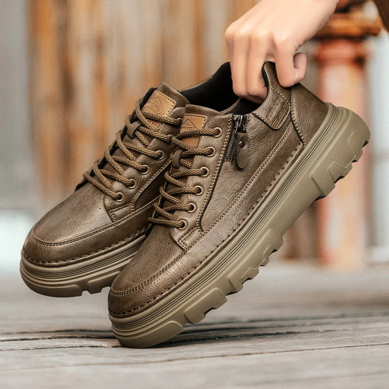 2025 Nuevas zapatillas blancas de otoño para hombre: zapatos casuales transpirables, estilo de pareja, de moda y más vendidos