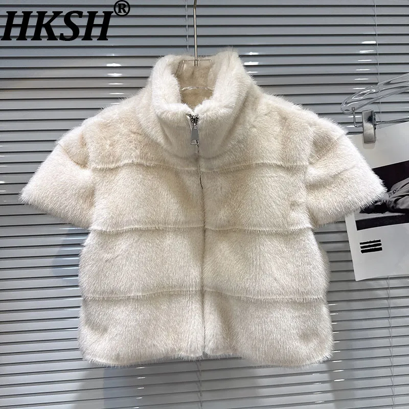 HKSH Autumn Winter New Women Faux Fur Coat Stand Collar Zipper Striped Fashion Niche Design Short Sleeve Ins Warm Jacket HK18798