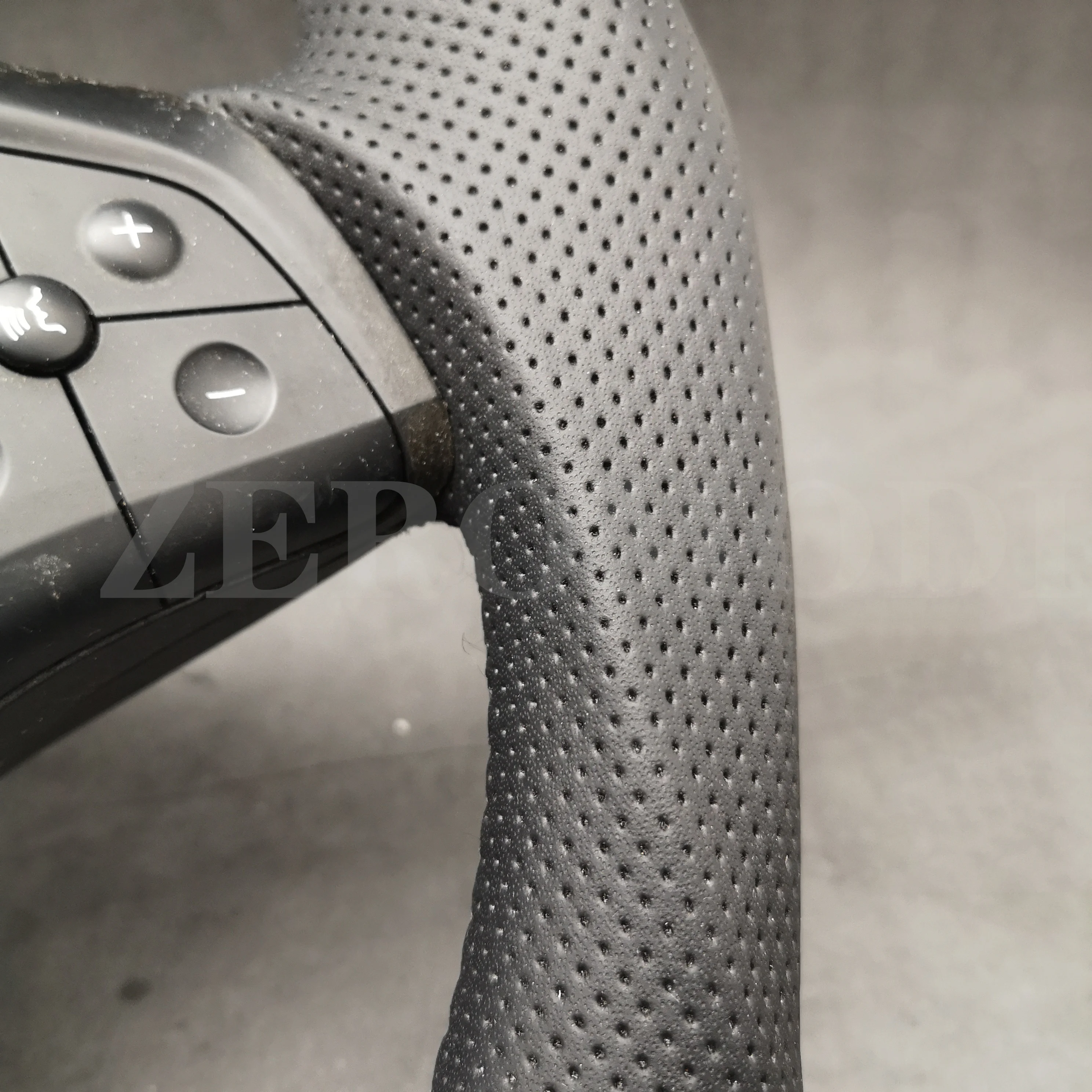 Customize Carbon Fiber Steering Wheel For Mercedes Benz W164 W245 W251 ML GL B R Class 300 350 400 2006 2007 2008 2009