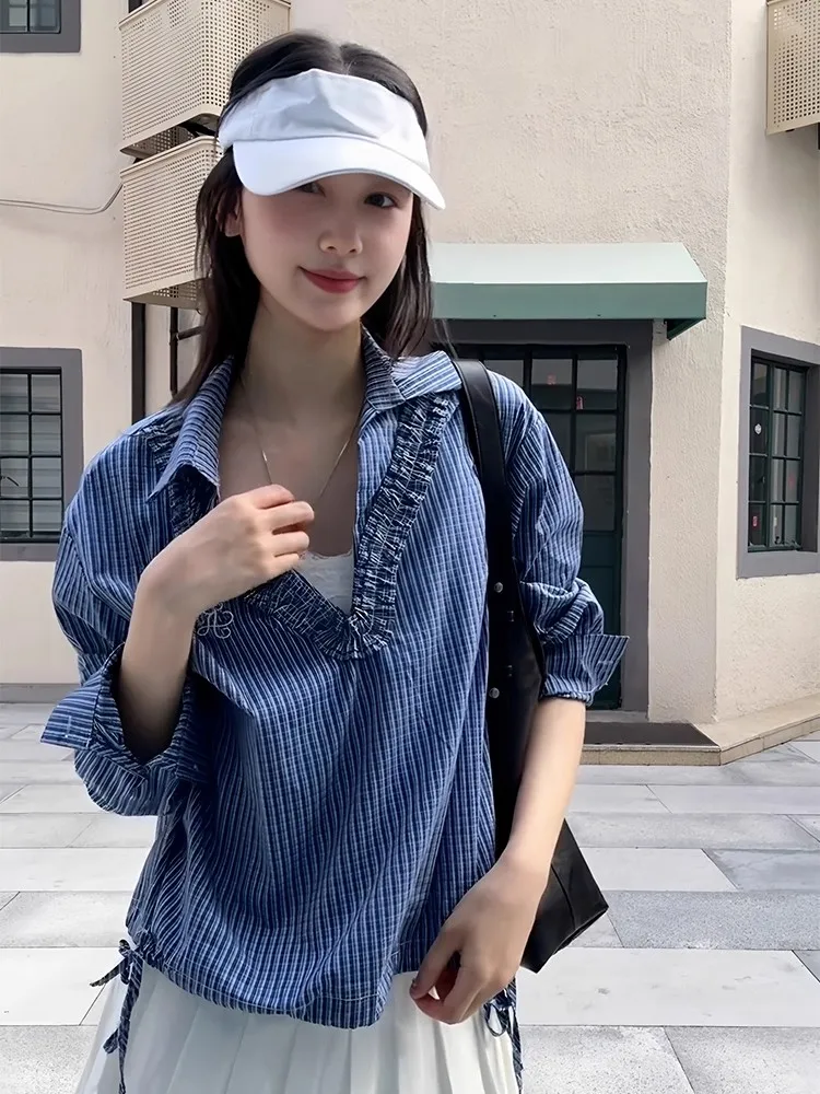 

Fashion Checkered Shirt Women Loose Fit V Neck Long Sleeve Top Versatile Casual Shirt Short Style Autumn Design