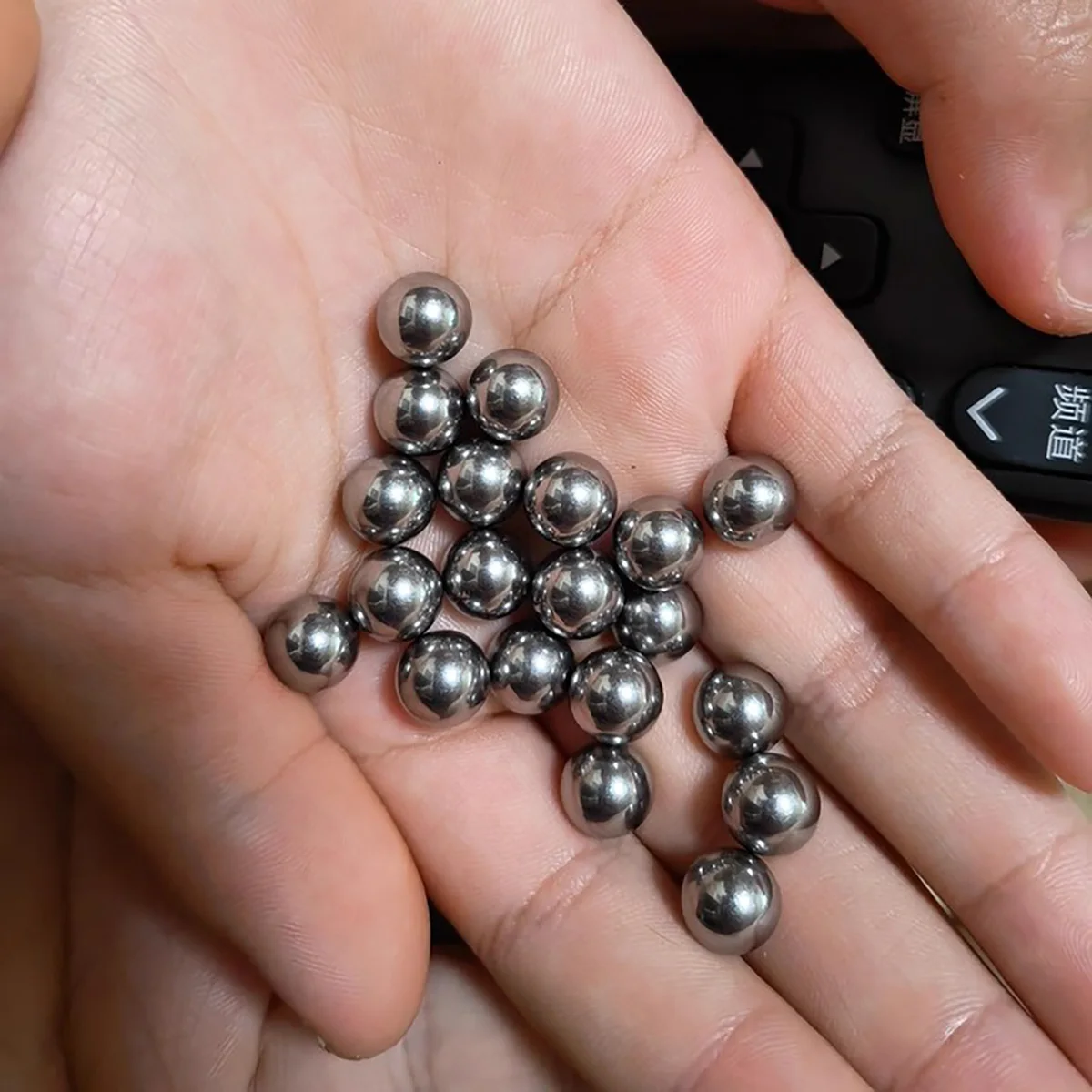 304 bolas de acero inoxidable diámetro 1 1,5 2 2,5 3 3.175 3,5 3,969 ~ 10mm rodamiento de precisión liso sólido rodamiento de bolas de acero cuentas de rodillos