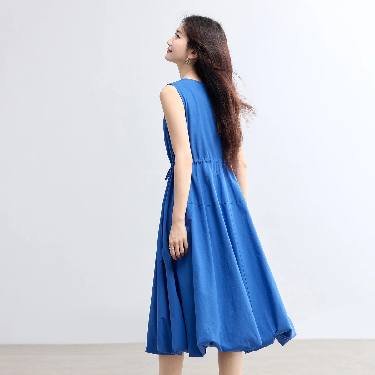SENTUBILA Women's Summer Sleeveless Cotton Dress 2026 Blue Crew Neck Pouf Dress Commute Korean Popular Midi Dress Q52LP8811