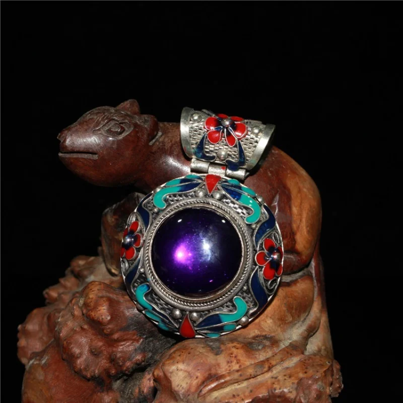 Nepal Handmade Old Silver Artisan Palace Cloisonne Baked Blue Sterling Silver Inlaid Ruby Old Object Silver Necklace Pendant