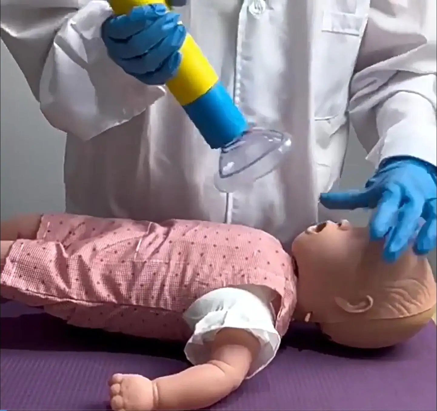 

Choking Rescue Device Airway Assist Suction Emergency Tool Asphyxia CPR Heimlich Training Mask First Aid Kit for Adults Children