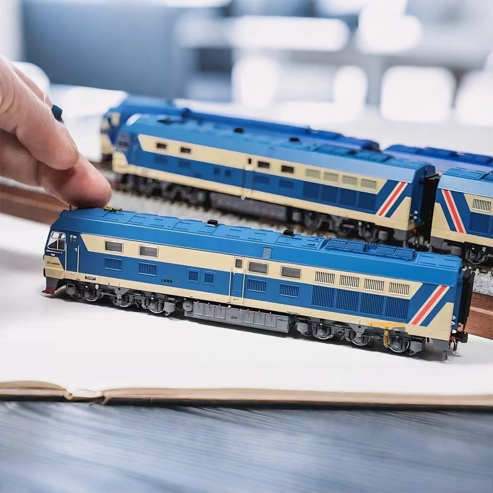 ChangMing N Type 1/160 DF4E Diesel Locomotive 2 Cars Simulation Version with Optional Magnetic Control Chip A Boys Toy Gift