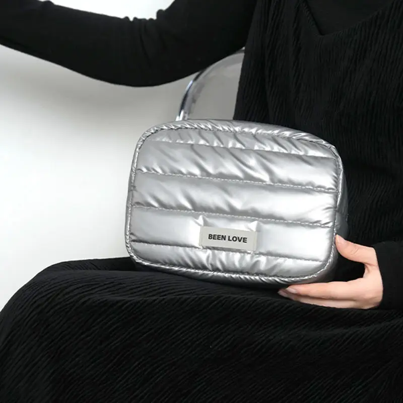 حقيبة مكياج عصرية ذات سعة كبيرة منظم للسفر حقيبة مستحضرات التجميل المحمولة متعددة الوظائف حقيبة غسيل أدوات الزينة حقيبة تخزين محمولة