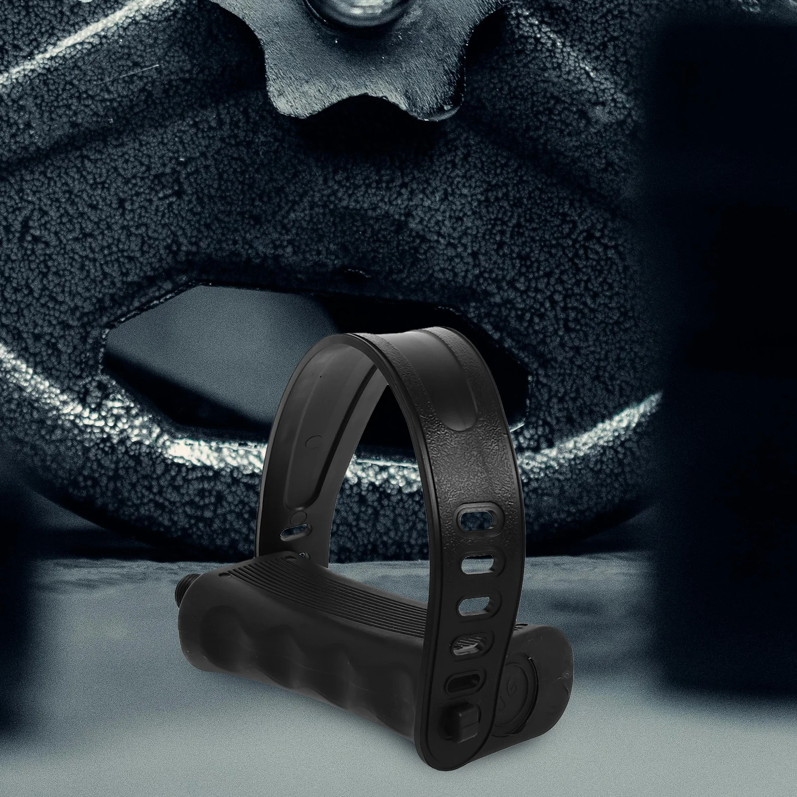 

1Pair Adjustable Exercise Bike Pedals Non Slip Straps Replacement Cycling Pedals for Stationary Indoor Bike Accessories