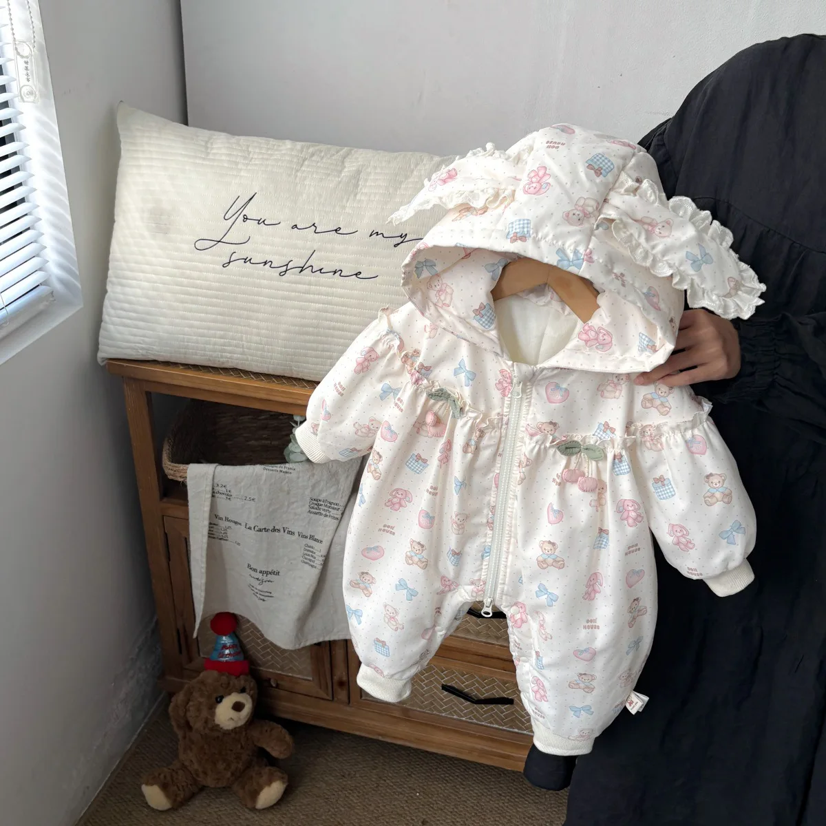 

Kids Baby Girls Rompers 2025 Winter Thick Warm Velvet Toddler 0-1Y Girls Bodysuits Hooded Cartoon Printed Newborn Girl Jumpsuits