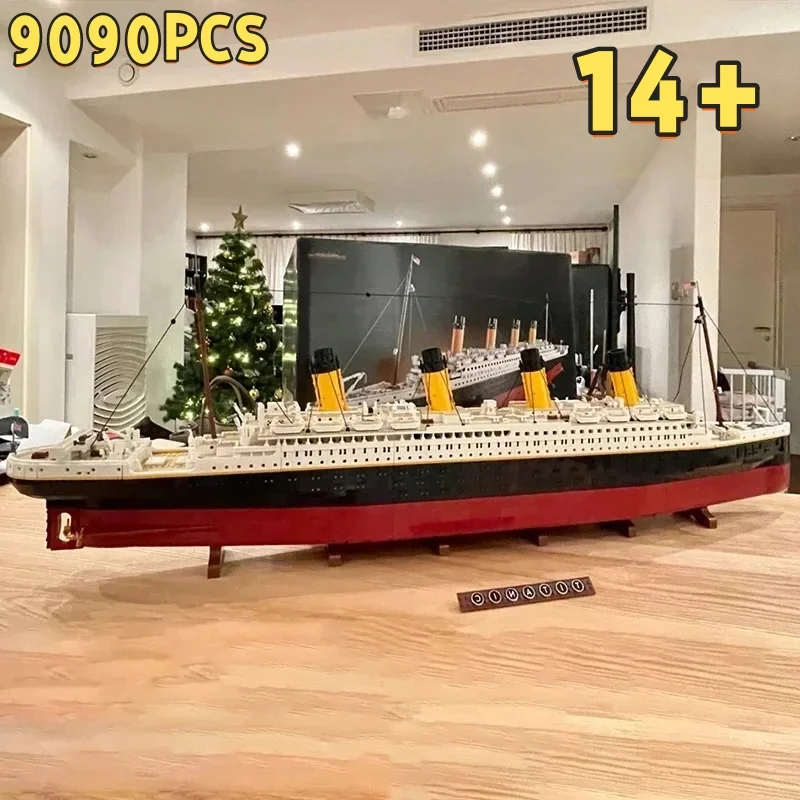 

2025 NEW 9090pcs Titani Compatible 10294 Titanic Large Cruise Boat Ship Steamship Desktop decoration Children Diy Gift for kid