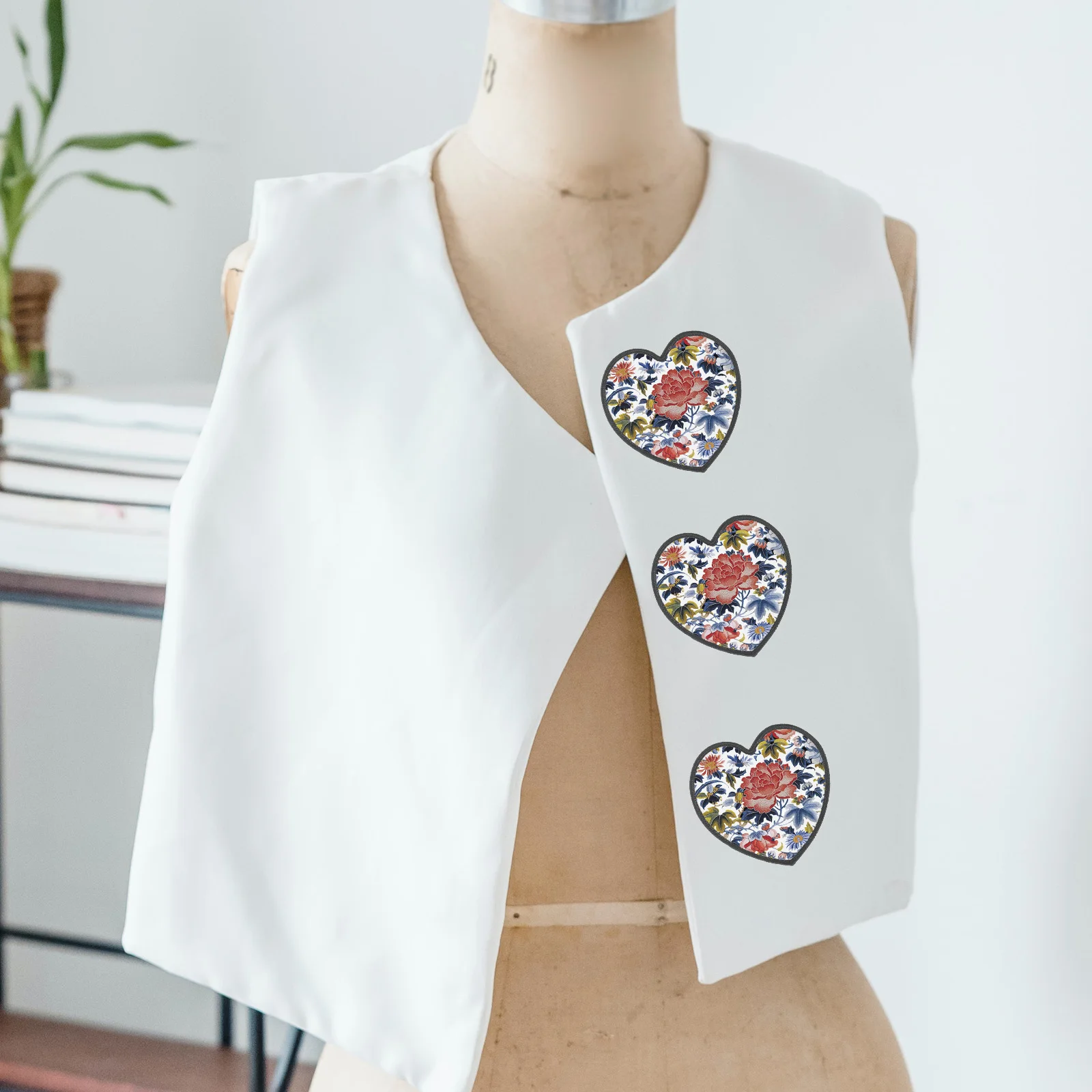 

30pcs DIY Transfer Patches Polyester Sublimation Blanks Fabric Iron On Circle Stickers Vinyl Repair Decor Elegant